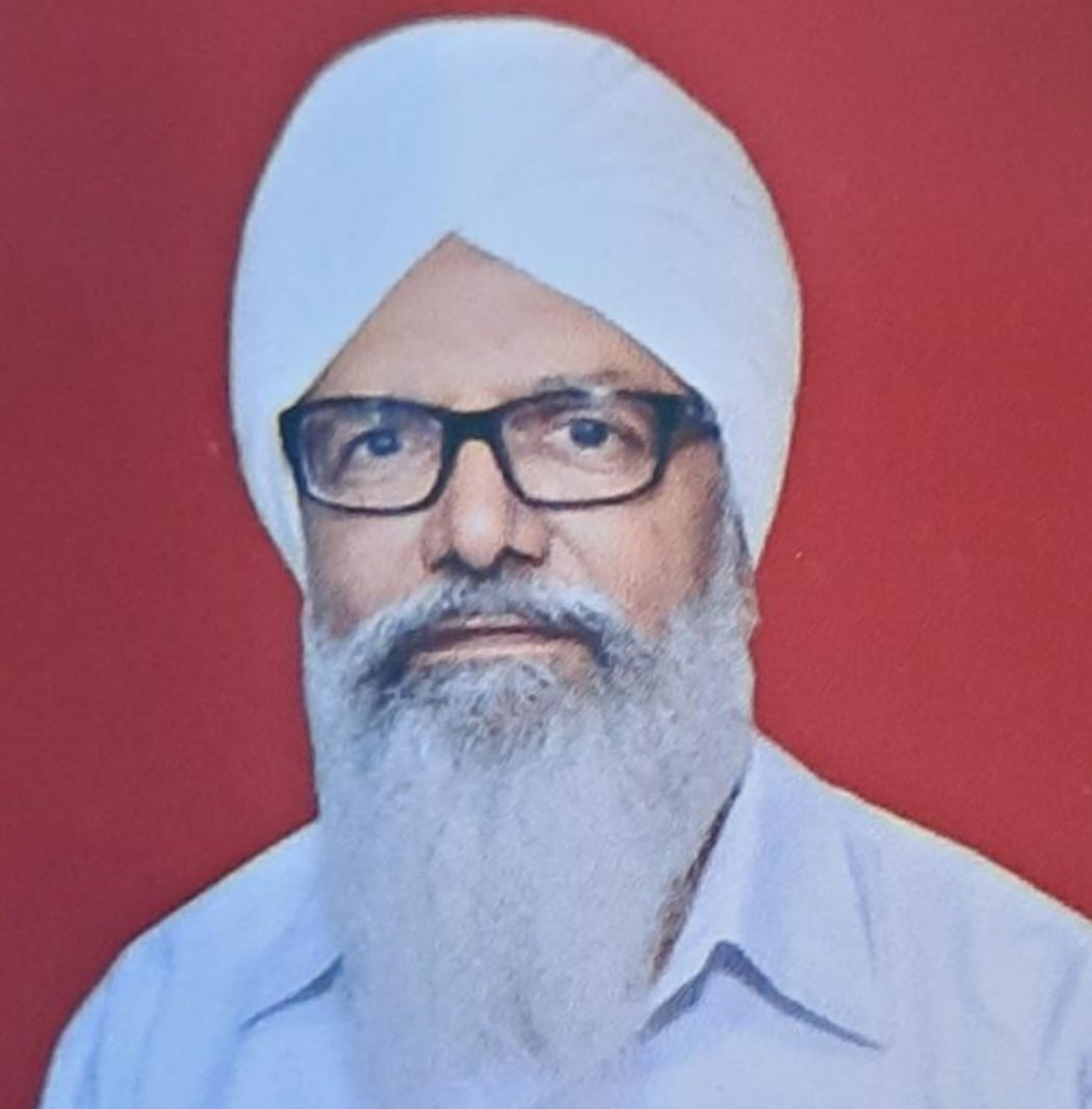 passport-size-photo-left