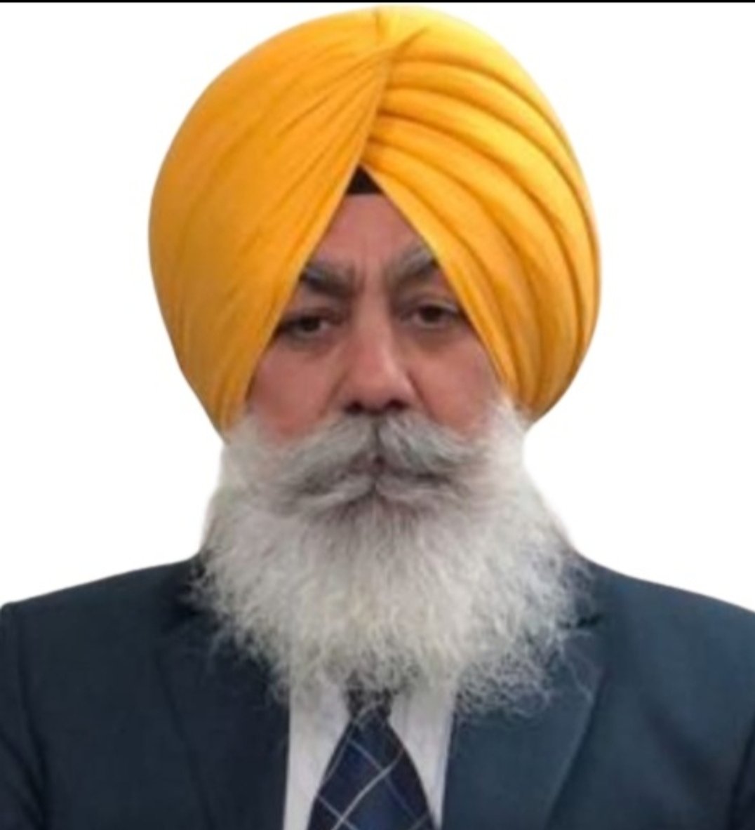 passport-size-photo-left